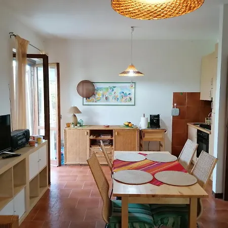 Сasa de vacaciones Sun House Vittoria